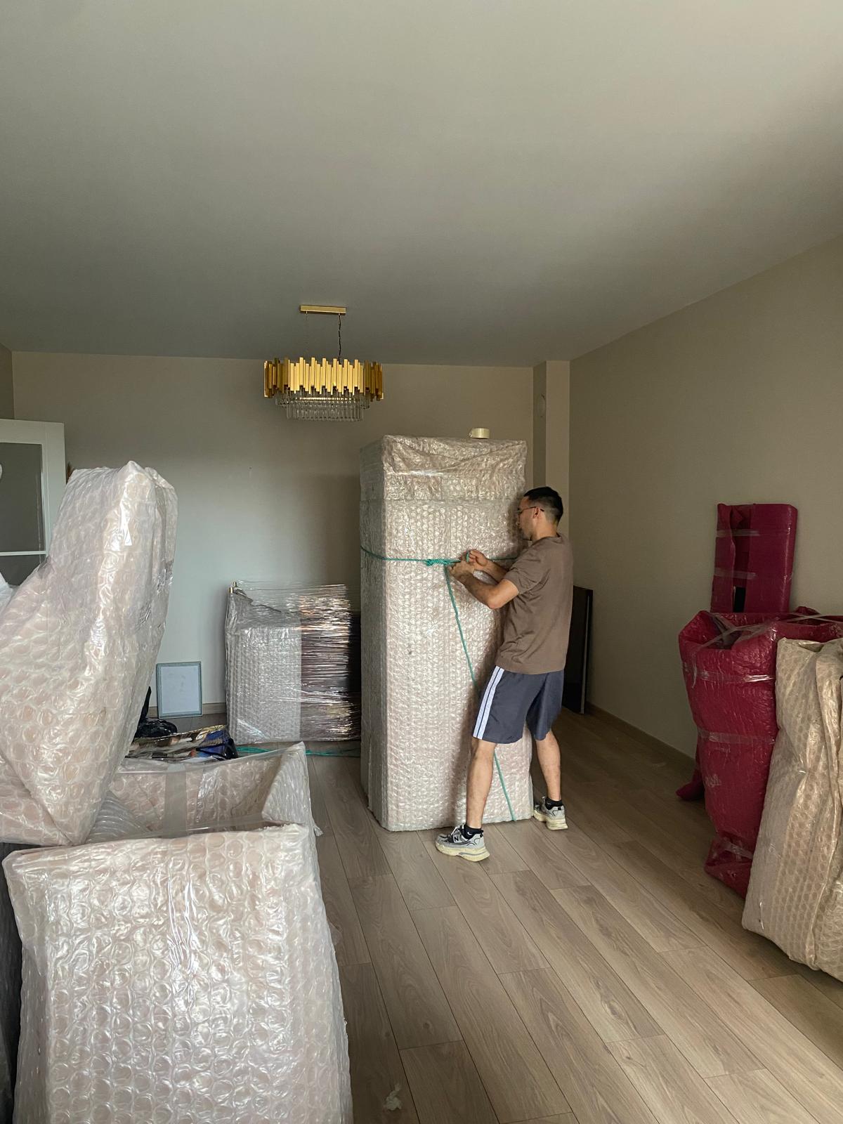 Nakliyat Kamyonu Yükleme